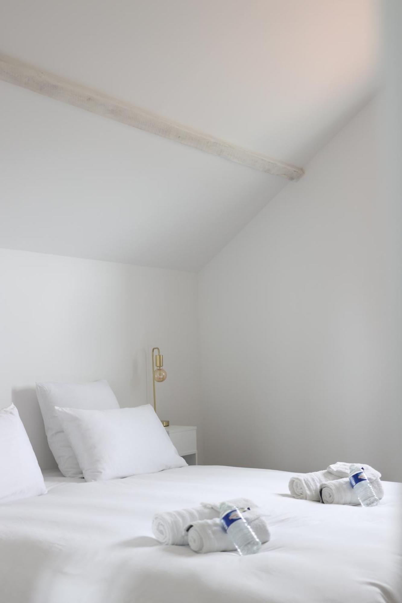 L'Equinoxe - Parking Prive - Zapart'Hotels Malesherbes Екстер'єр фото