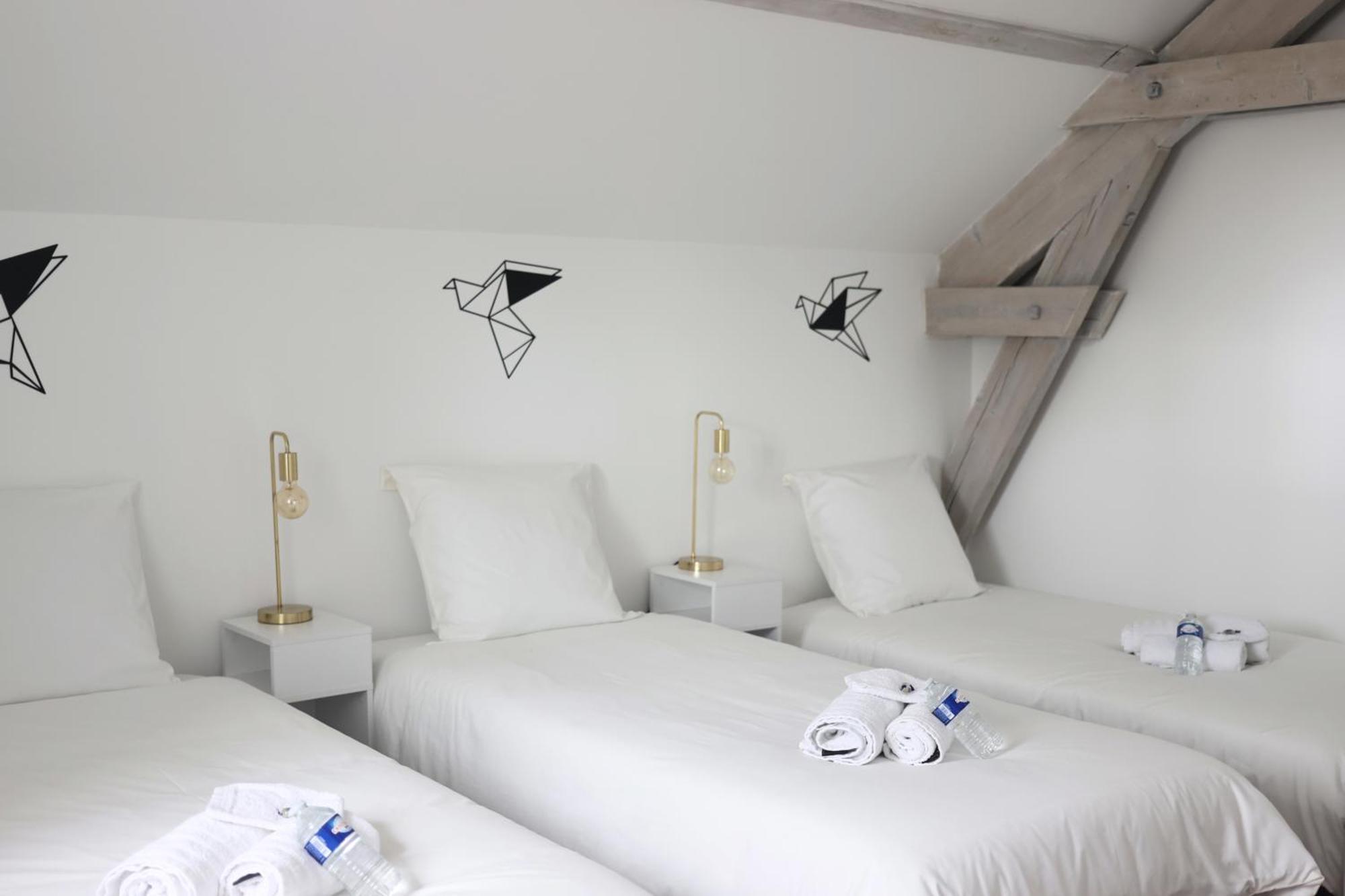 L'Equinoxe - Parking Prive - Zapart'Hotels Malesherbes Екстер'єр фото