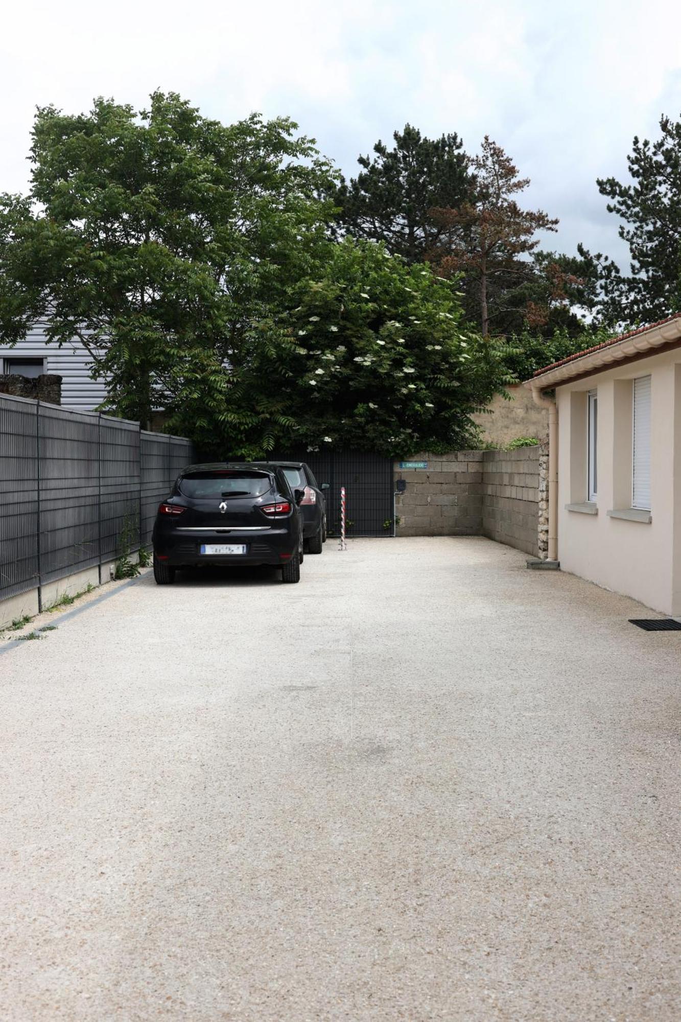 L'Equinoxe - Parking Prive - Zapart'Hotels Malesherbes Екстер'єр фото
